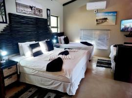 shiringa holiday home, hotel in Marloth Park