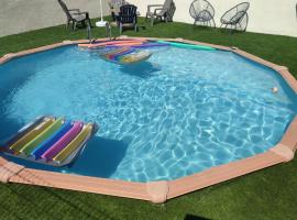 Villa Eden, pet-friendly hotel in Latour-Bas-Elne