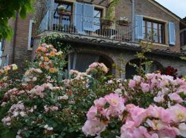Casa Magnolia, hotel v destinaci Terricciola
