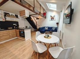 Loft Duplex à 2 min de Paris - Parking gratuit, παραθεριστική κατοικία σε Le Pré-Saint-Gervais