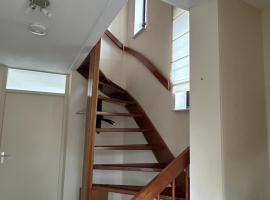 Cairo, hotel in Almere