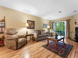 Bluffs Oasis Condo, hotel en Branson