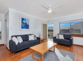 Moments on Moseley Glenelg