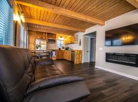 Cozy 3B with Yard 2 min to Downtown