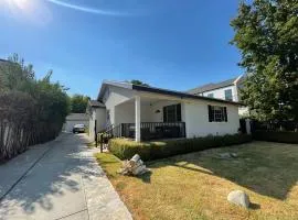 Charming Bright Traditional Home in Sherman Oaks