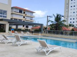 Moreno Paradise en Playa Juan Dolio, hotel amb aparcament a Los Corrales