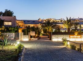 Hotel Residence Hibiscus, serviced apartment in La Caletta