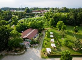 Agriturismo Parco Campofelice, hotel v destinaci Lombardore