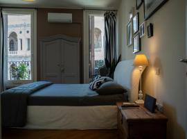 iHOMES-Luxury Junior Suite vista Basilica Palladio, luxury hotel sa Vicenza