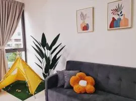 New! Bali 5-8pax Melaka Town @ Play View Condo