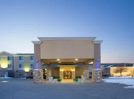 Holiday Inn Express Hotel & Suites Lexington by IHG