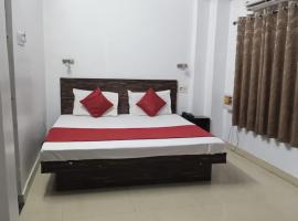 Goroomgo Kanha Inn Lucknow, hotel perto de Chaudhary Charan Singh International Airport - LKO, Lucknow