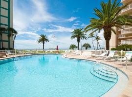 Jamaica Royale #40 - 3 Heated Pools on the Beach!, hotel en Siesta Key