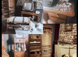 Escap'Home - Appartement insolite - Enquête dans l'hébergement et option séance d'escape game le jour du départ