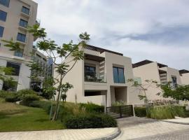 MH- Spectacular Villa in Address Beach resort Fujairah, בית חוף בפוג'אירה