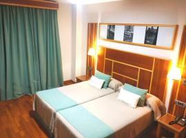 Hotel Carmen: La Carlota'da bir otel