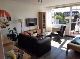 Viesnīca Penthouse Ferienwohnung Auszeit, gerne mit Hund, WLAN inkl. pilsētā Laboe