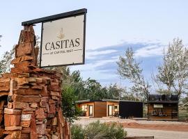 Casitas at Capitol Reef, hotel na may parking sa Torrey