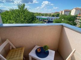 D Apartment FREE private Parking FAST Wi-fi