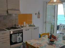 Casa fronte mare