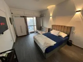 Cozy Room overlooking Cairo