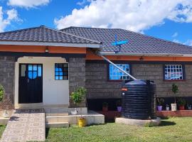 Camp-Flo 3br Guest House-Eldoret, cottage a Eldoret