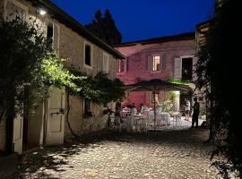 Locanda SottolaLuna, hotel con parcheggio a Viano