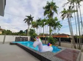 Port Dickson Pool Villa - Ruma66 (Up to 22 Pax)