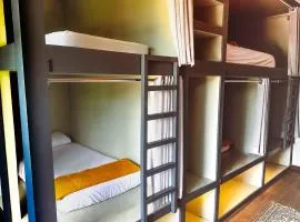 Arch Dormitorio Cenang