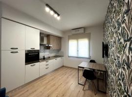 Nicolosi Apartment, apartamento em Latina