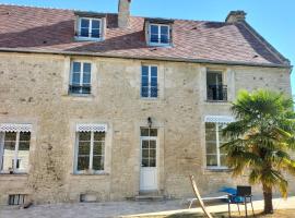 La maison des remparts, B&B/chambre d'hôtes à Falaise