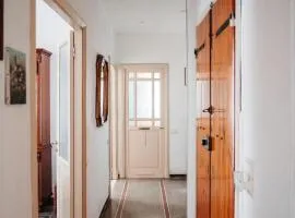 Casa elegante in mezzo al verde