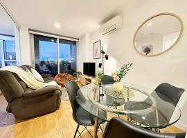 City SkyRise View 2BR Southern Cross