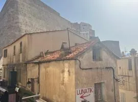 Loft centre ville Calvi terrasse vue citadelle