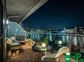 Dinbnb Apartments I Luxury with Views & Parking