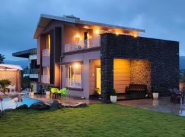 Forest Creek Villa By Tropicana Stays, hotel a Lonavala