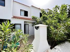 Sa Ona - Playa a 2 minutos a pie - Piscina: Es Mercadal'da bir villa