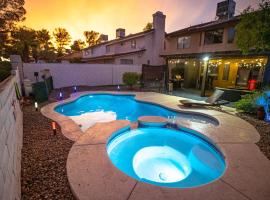 1800 SqFt House W/Heated Pool Spa 13Min From Strip, hotell nära Henderson Pavilion, Las Vegas