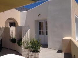 Sea view houses, beach rental in Kamari