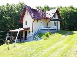 Robinson "Mountain getaway" for Rest and Recreation sorrounded by Nature-PET FRIENDLY