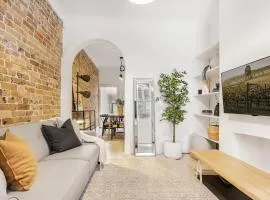 Surry Hills l 2 Bedroom Terrace Home