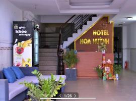 HOTEL HOA HUỲNH, хотел в района на District 7, Хошимин
