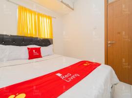 RedLiving Apartemen Cinere Resort - Satu Pintu, hótel í Gandul