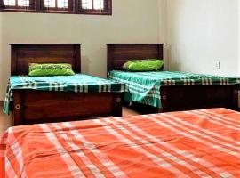 Moderncore Hostel, hotel in Anuradhapura