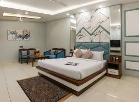 Hotel Leela Grande
