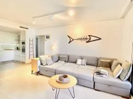 Luxury apartment overlooking Javea Bay and Mountains