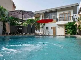 5BR PoolVilla On the Old City Moat ⁜Best Location⁜