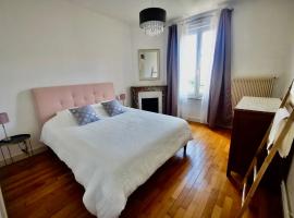 Frida- Nancy Thermal à 2 min- 10 pers - chez Julie