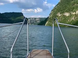 Zeleni zaliv-The Green Bay