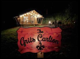 Firefly Season Glamping, luxury tent in Sevierville